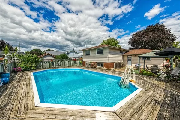 Hagersville, ON N0A 1H0,12 Athens Street