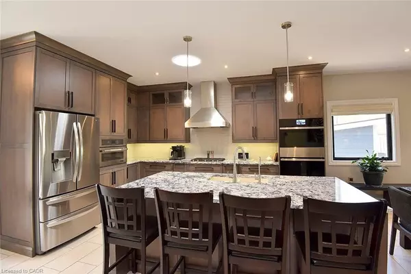 Ancaster, ON L9G 0E1,Court