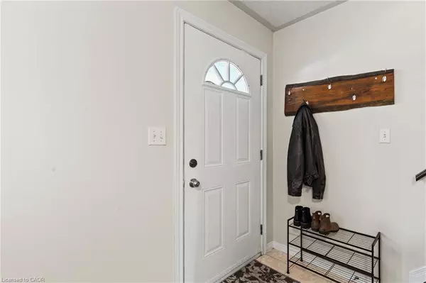 Brantford, ON N3T 4X4,74 Grand River Avenue