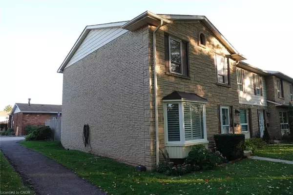 Burlington, ON L7L 1E1,5475 Lakeshore Road #9