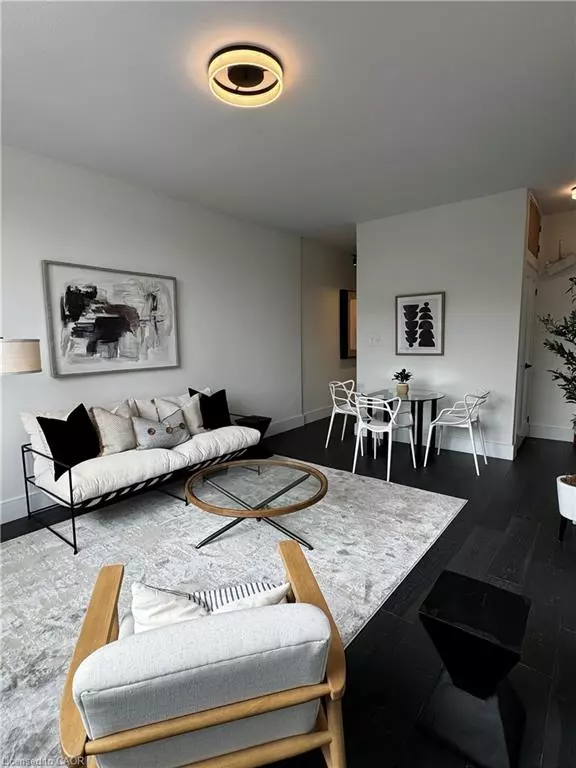 Hamilton, ON L8L 2X4,307 1/2 Barton Street E #7