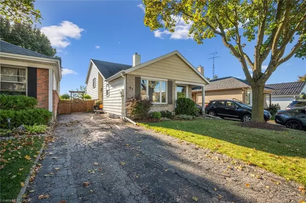 Cambridge, ON N1R 7G5,95 Macatee Place