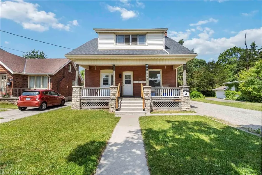 99 Dundas Street, Brantford, ON N3R 1S4