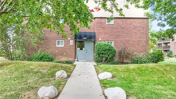 Brantford, ON N3S 4Y3,640 Grey Street #206