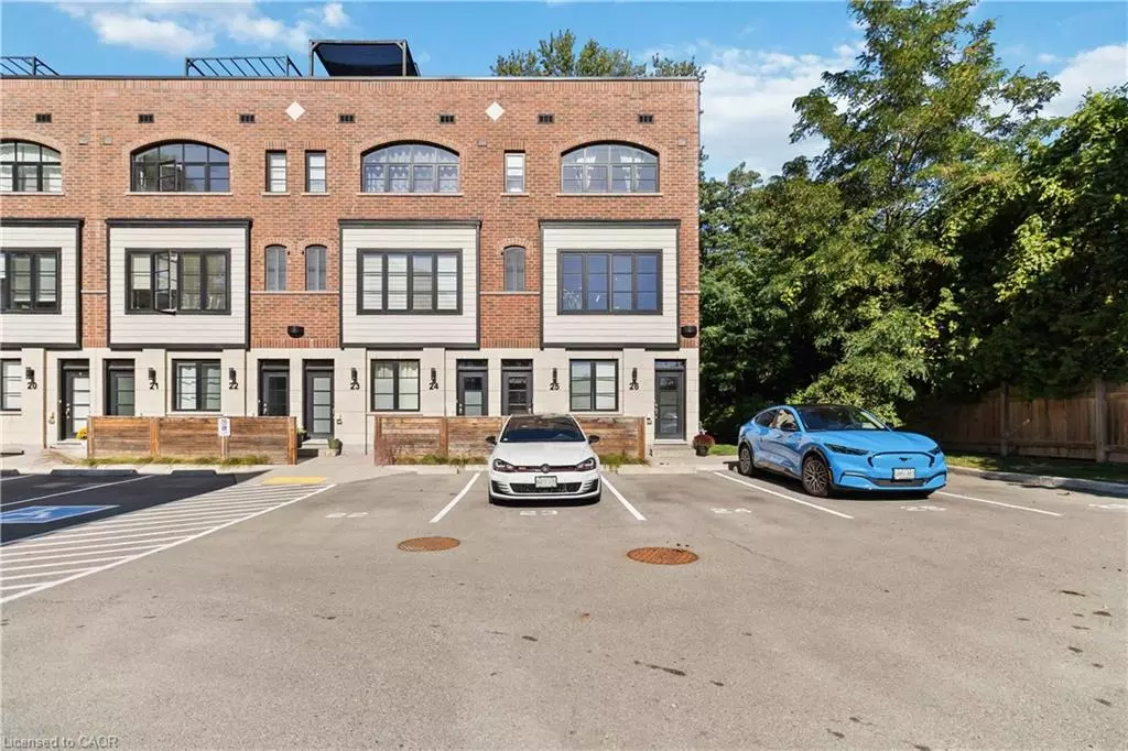 Burlington, ON L7T 2C9,405 Plains Road E #25