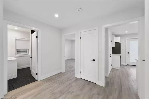 Hamilton, ON L8M 1W3,5 Maplewood Avenue #2