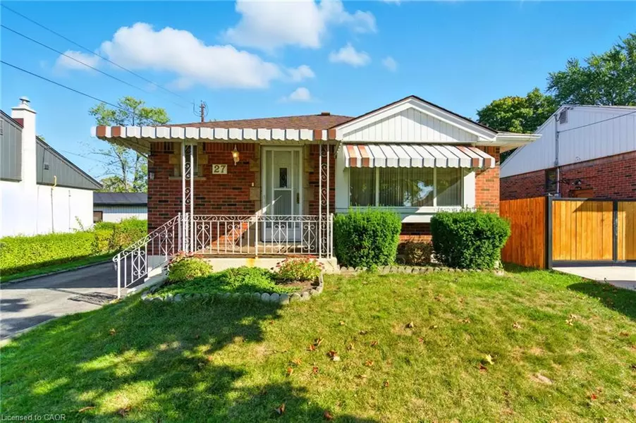 27 Warren Avenue, Hamilton, ON L9C 3C7