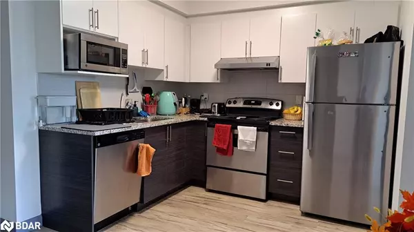 Waterloo, ON N2L 0H7,258B Sunview Street #282
