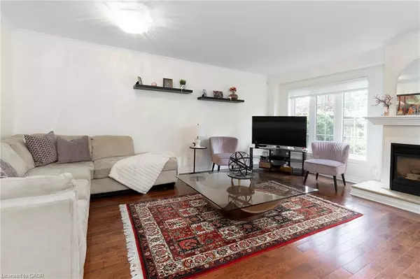 Burlington, ON L7N 1N1,3333 New Street #74