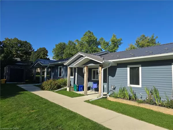 Clifford, ON L3Z 3E2,46 Elora Street S