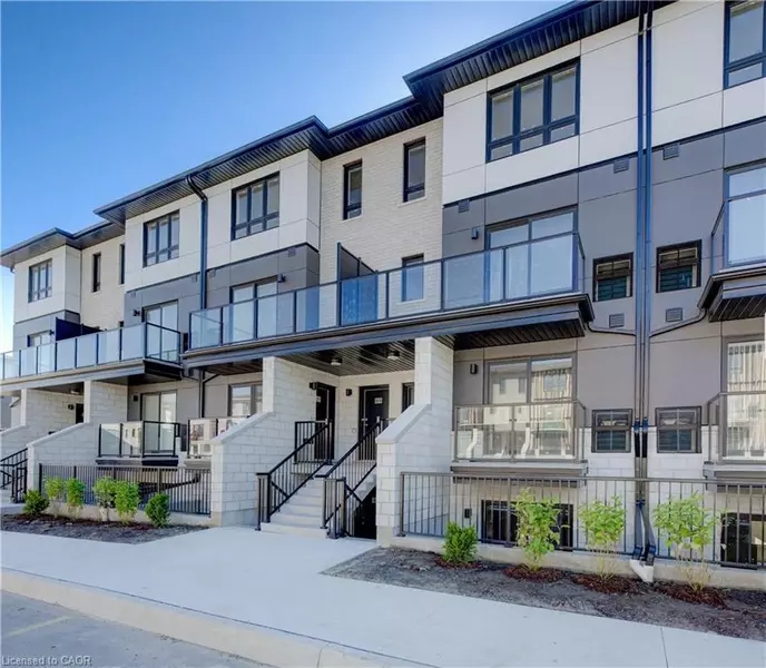 410 Northfield Drive W #D8, Waterloo, ON N2L 0A6