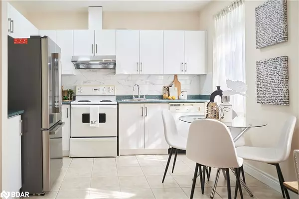 Toronto, ON M3M 3C4,2874 Keele Street #205