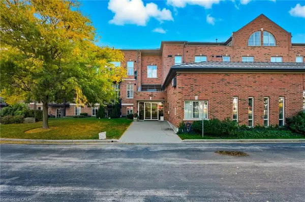 Waterdown, ON L8B 1A9,262 Dundas Street E #311