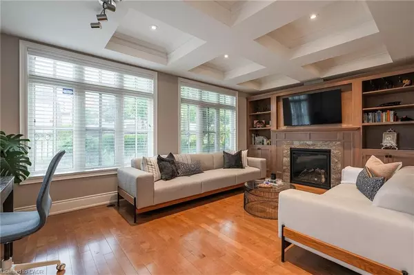 Oakville, ON L6K 0A2,131 Brock Street