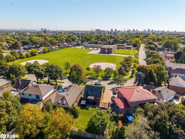 Etobicoke, ON M9W 3Z8,65 Barrhead Crescent