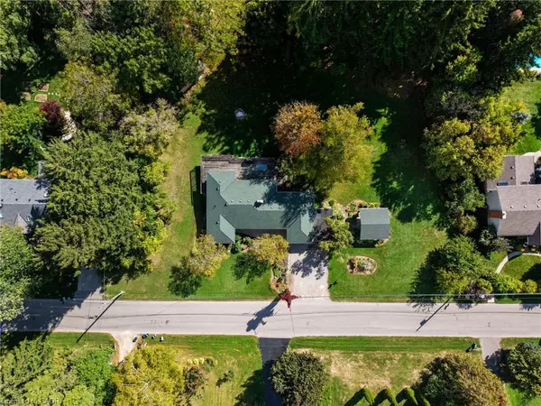 Hamilton, ON L9H 4X8,136 Hillcrest Avenue