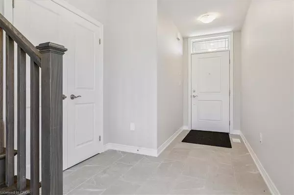 Thorold, ON L2V 2V5,25 Mcmann Drive