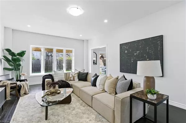 Binbrook, ON L0R 1C0,151 Royal Winter Drive