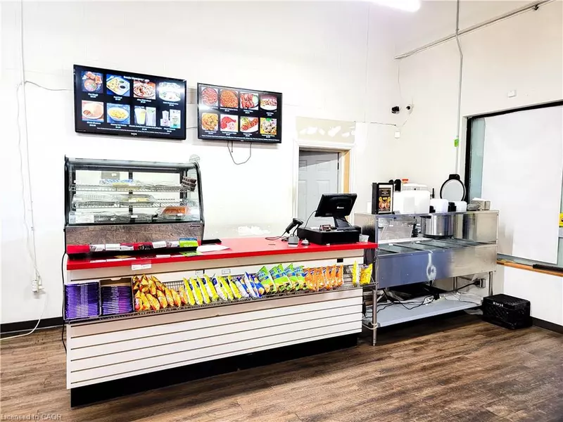 1020 Ontario Street #7, Stratford, ON N5A 6Y5