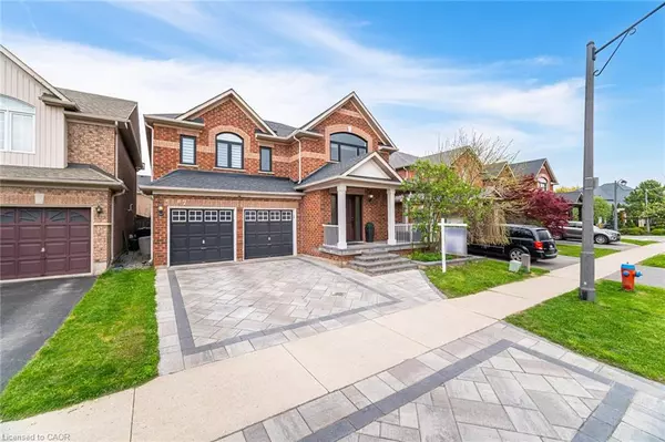 Burlington, ON L7L 7C6,5467 Blue Spruce Avenue