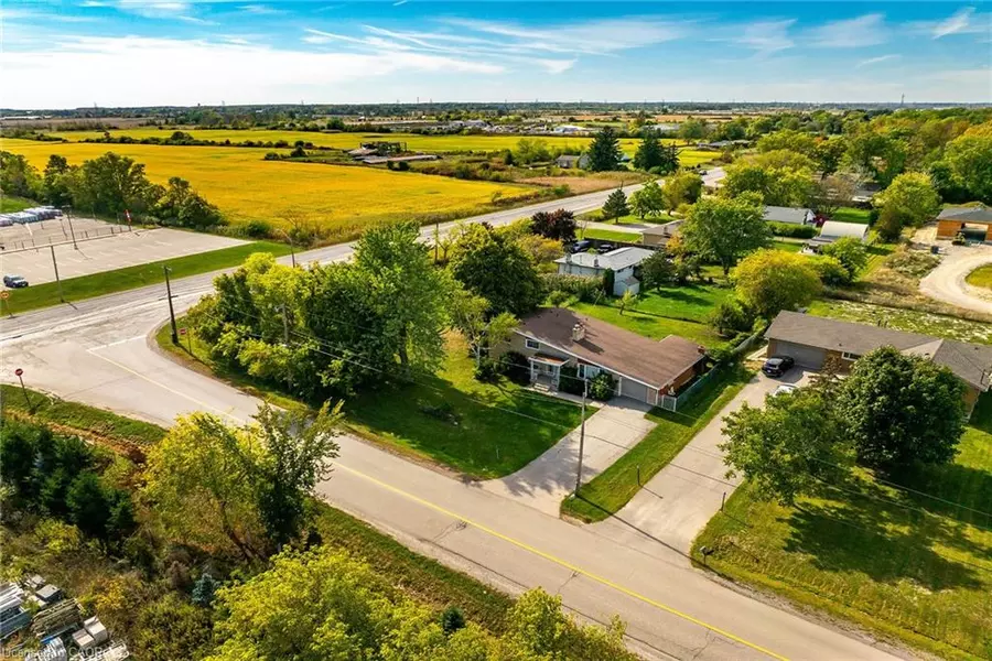 5 Third Road E, Stoney Creek, ON L8J 3J5