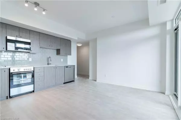 Kitchener, ON N2G 0G5,25 Wellington Street S #3306