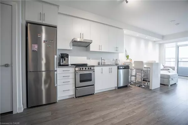 Hamilton, ON L9B 1K8,212 King William Street #618