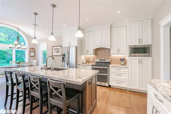 Springwater, ON L9X 0J2,126 Mennill Drive