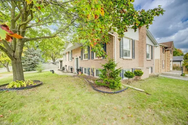 Kitchener, ON N2E 2Y9,7 Folkstone Crescent