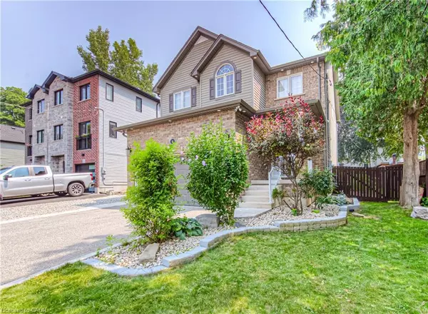 Cambridge, ON N1R 3M7,37 Albert Street