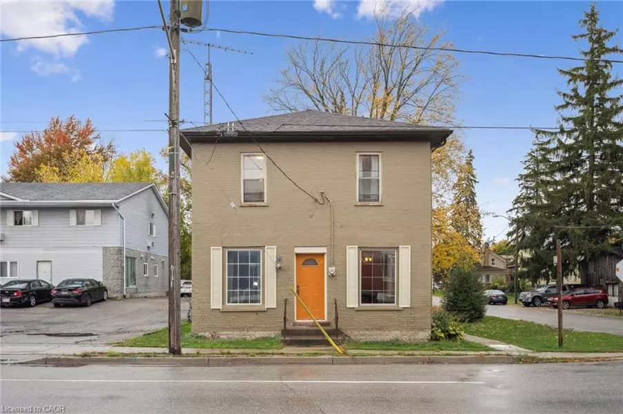 39 Albert Street W, Plattsville, ON N0J 1S0