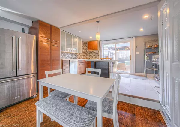 Stoney Creek, ON L8G 3H8,12 Jones Street