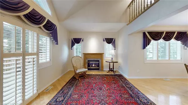 Hamilton, ON L9K 1N5,212 Stonehenge Drive #1