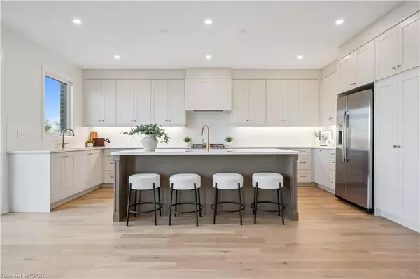 North Dumfries, ON N0B 1E0,17 Mary Watson Street