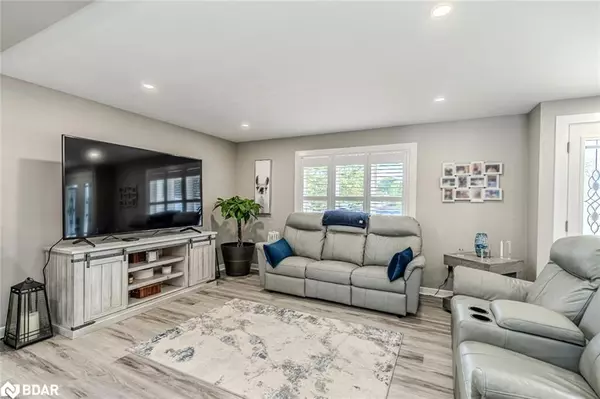 Innisfil, ON L9S 1P6,10 Nettles Cove
