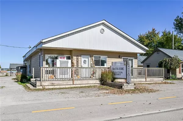 48-50 Erie Boulevard, Long Point, ON N0E 1M0