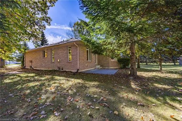 Port Dover, ON N0A 1N6,51 Inglewood Drive