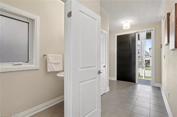 Kitchener, ON N2P 0K4,156 Ridgemount Street