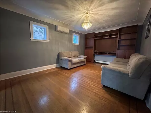 Hamilton, ON L8K 2E2,77 Ottawa Street S