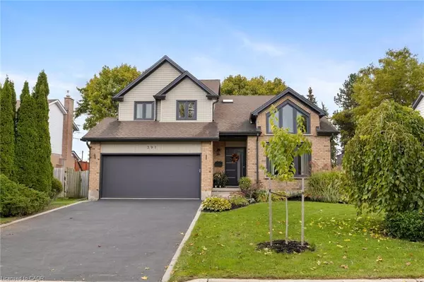 391 Strawberry Crescent, Waterloo, ON N2K 3J4