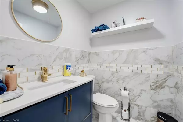 Barrie, ON L4N 0E3,68 Heritage Court