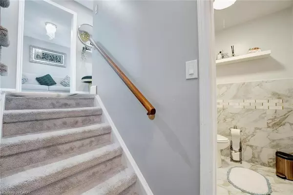 Barrie, ON L4N 0E3,68 Heritage Court