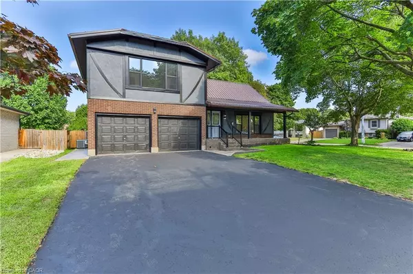 22 Atwood Crescent, Simcoe, ON N3Y 5A4