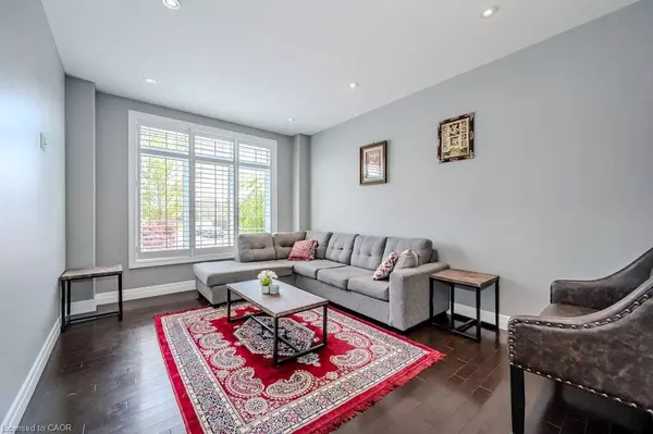 Breslau, ON N0B 1M0,78 Dolman Street