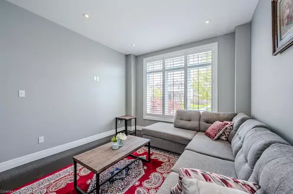 Breslau, ON N0B 1M0,78 Dolman Street