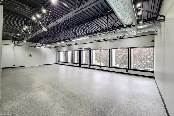Burlington, ON L7L 4X9,1070 Heritage Road #1
