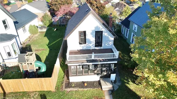 Tillsonburg, ON N4G 3E2,18 King Street