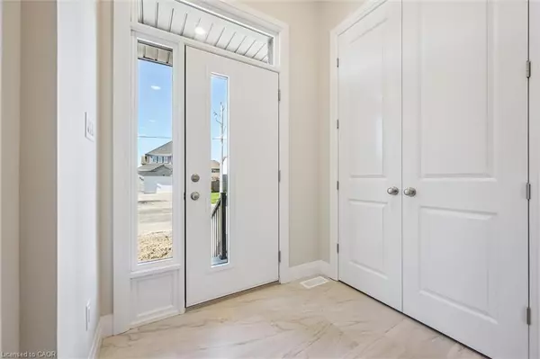 New Hamburg, ON N3A 2A3,109 Catherine Street