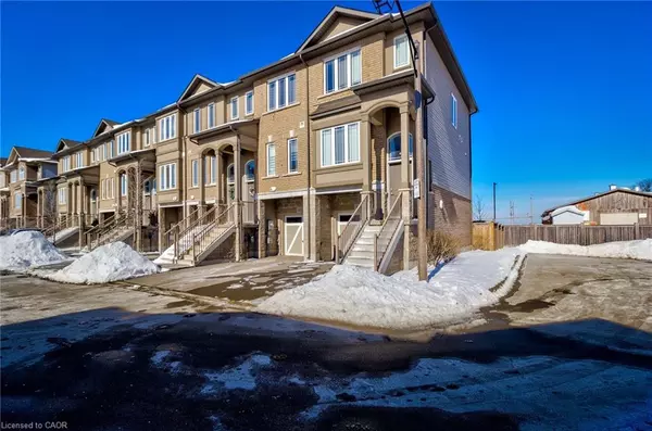 Hamilton, ON L0R 1P0,82 Bloom Crescent