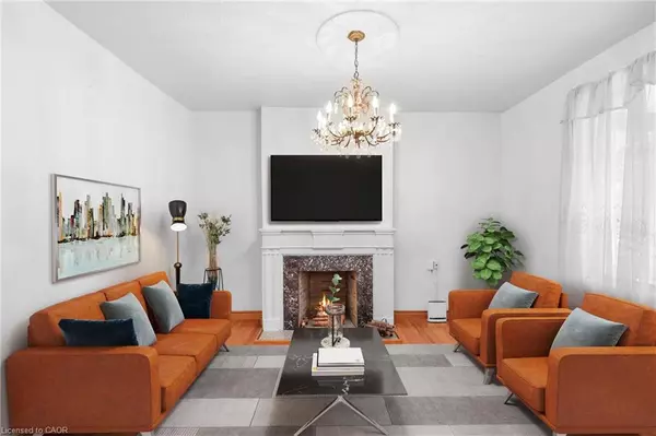 Toronto, ON M6G 3A6,244 Grace Street